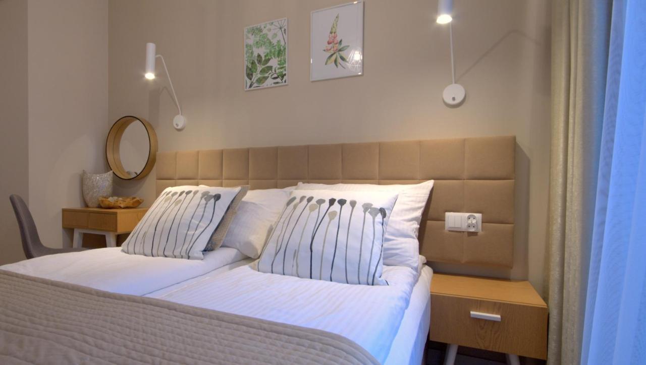 Irs Royal Apartments Apartamenty Irs Bursztynowa กดัญสก์ ภายนอก รูปภาพ